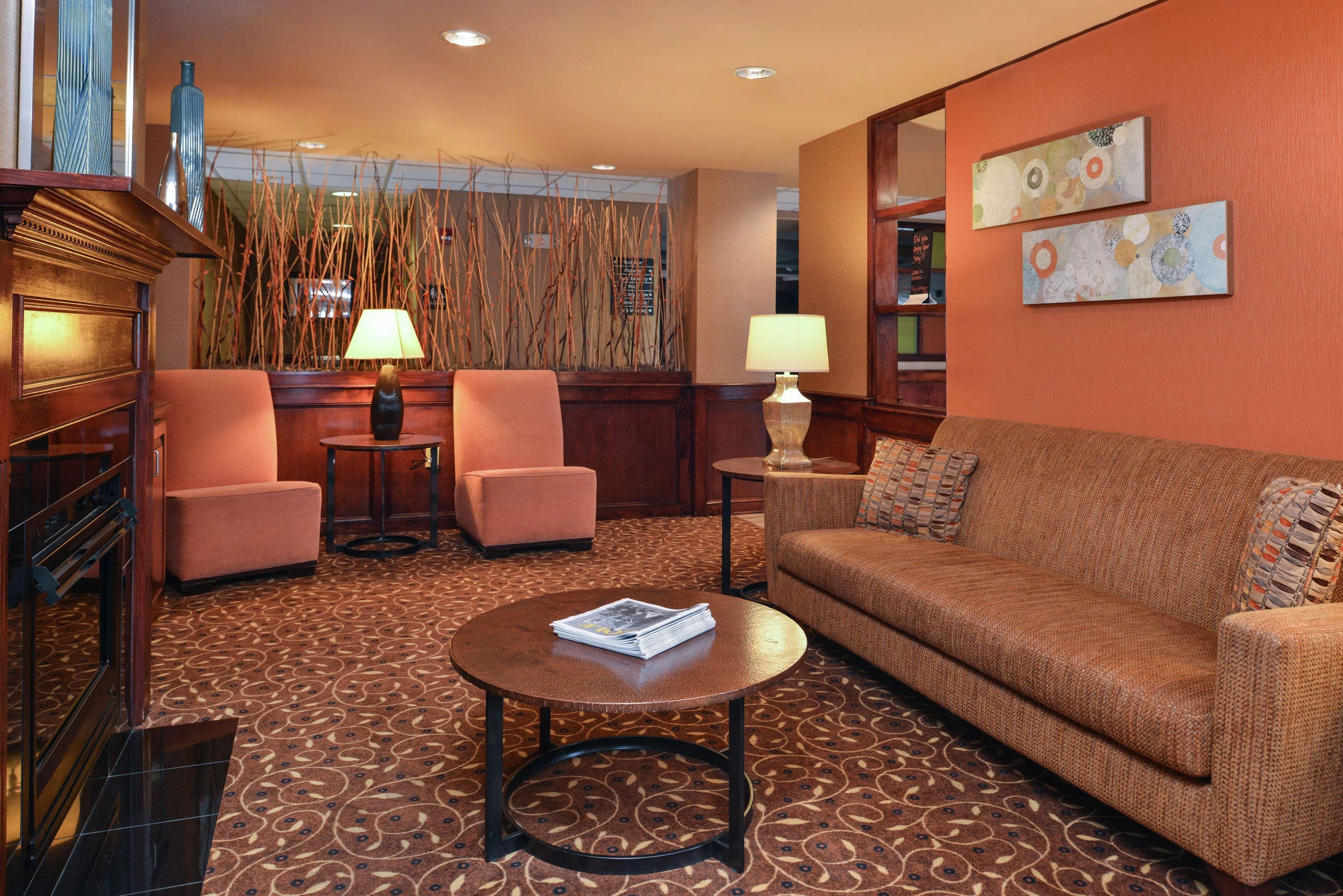 Hampton Inn Greensboro East / Mcleansville Exterior foto